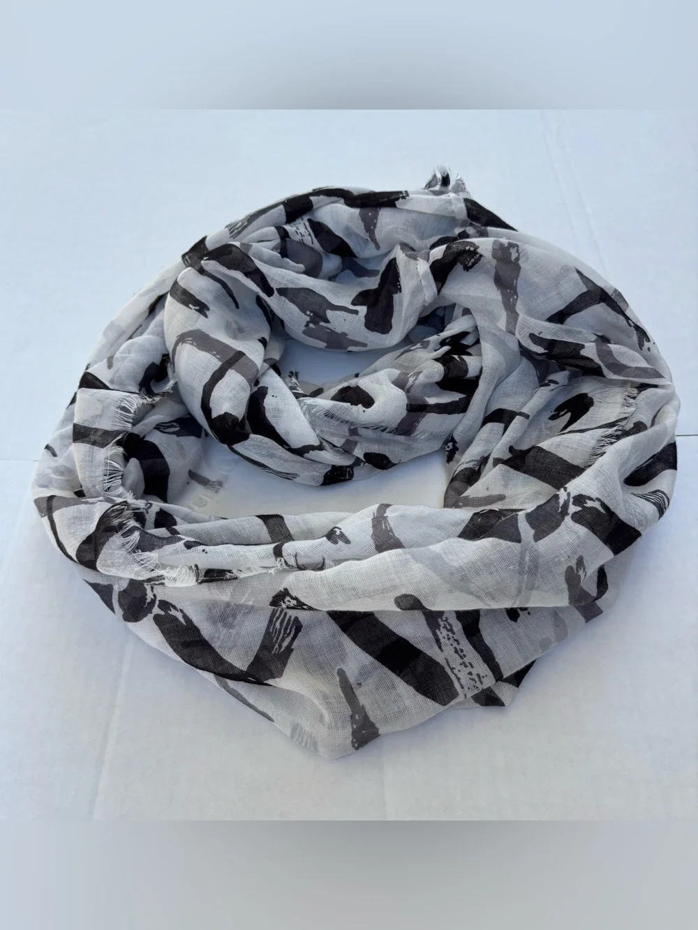Apt 9 Infinity Scarf Black & White Symbols Cross